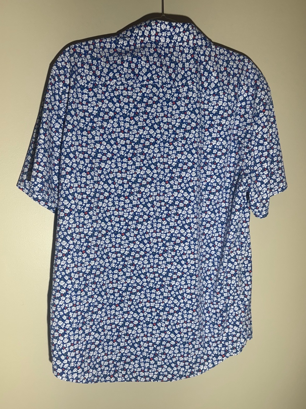 UNTUCKit Performance Short-Sleeve Kincaid Shirt | XLarge | Blue Floral Print - Picture 6 of 12